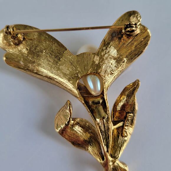Vintage M Jent Brooch Women's Faux Pearl Textural Gold Tone Floral Signed - Picture 5 of 8